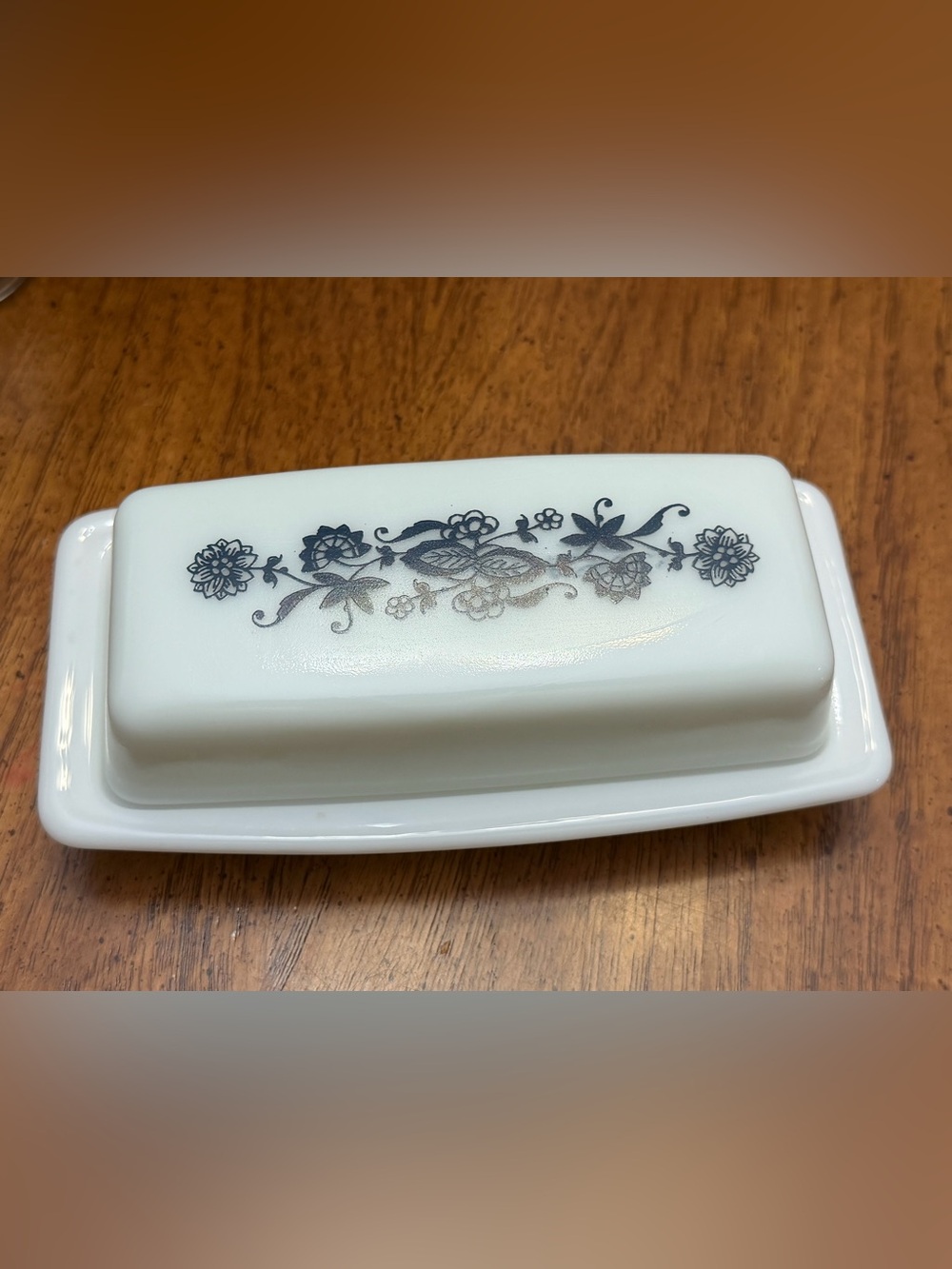 Vintage Pyrex Corelle Old Town Blue Onion Covered Butter Dish With Lid 72-B